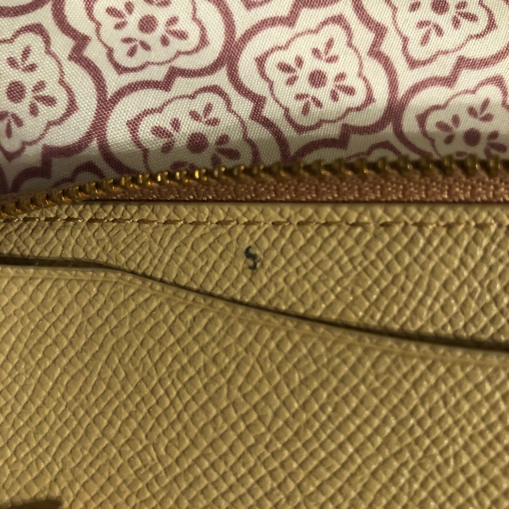 COACH wallet - Picture 6 of 7